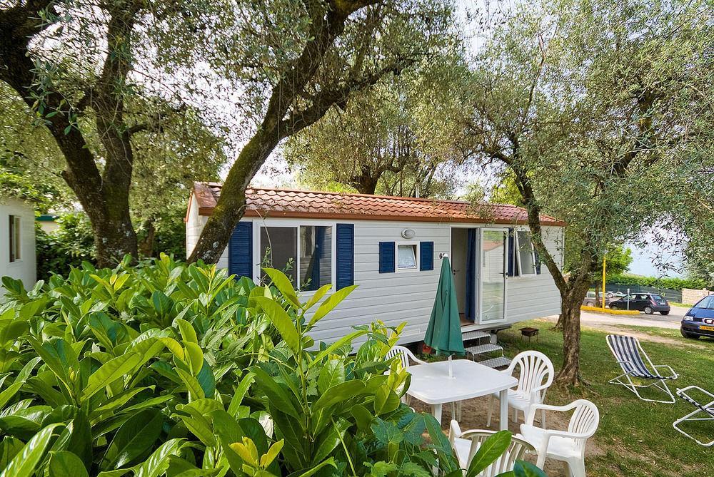 Happy Camp Mobile Homes In Camping Cisano San Vito Bardolino Exterior foto